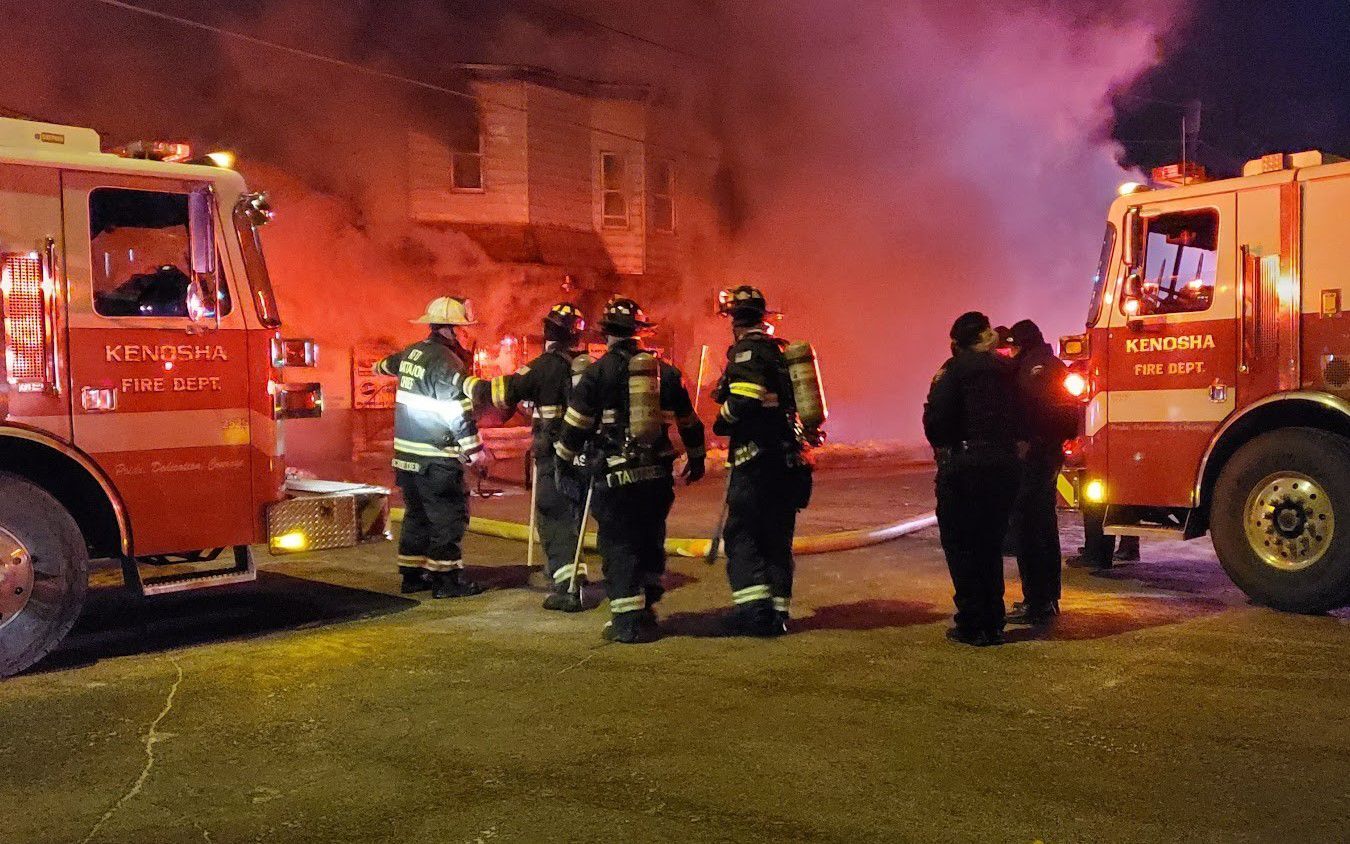 MODEL MARKET FIRE